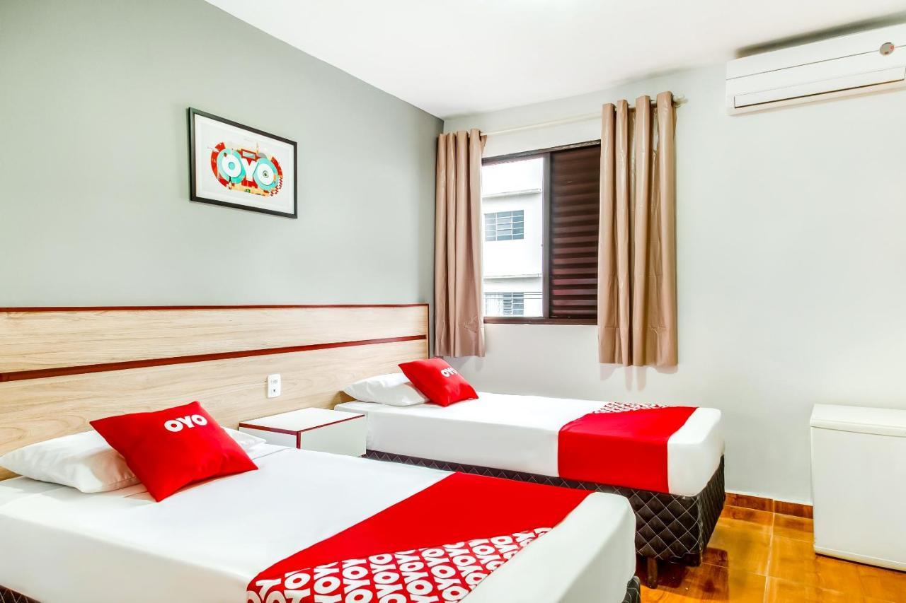 Oyo Hotel Lisboa, São José dos Campos Dış mekan fotoğraf
