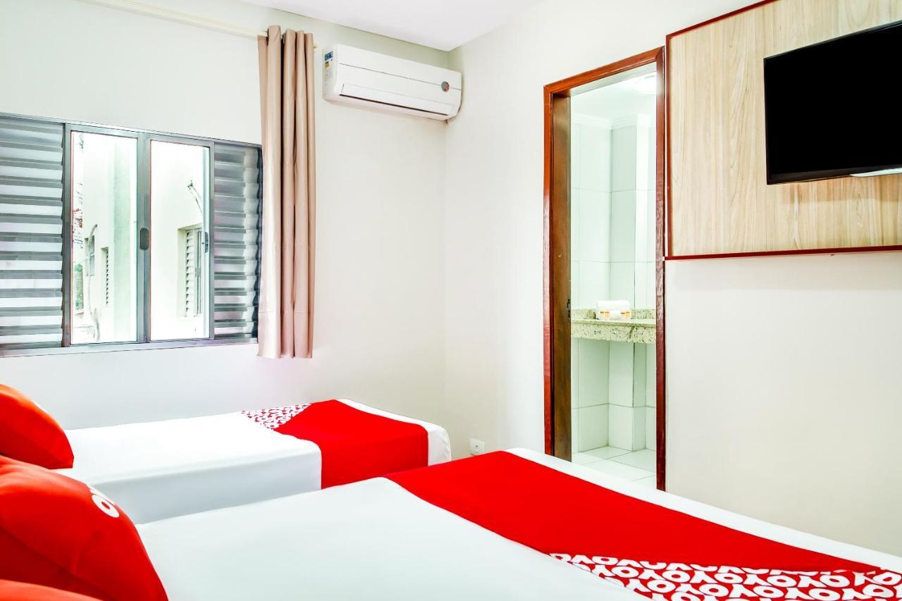 Oyo Hotel Lisboa, São José dos Campos Dış mekan fotoğraf