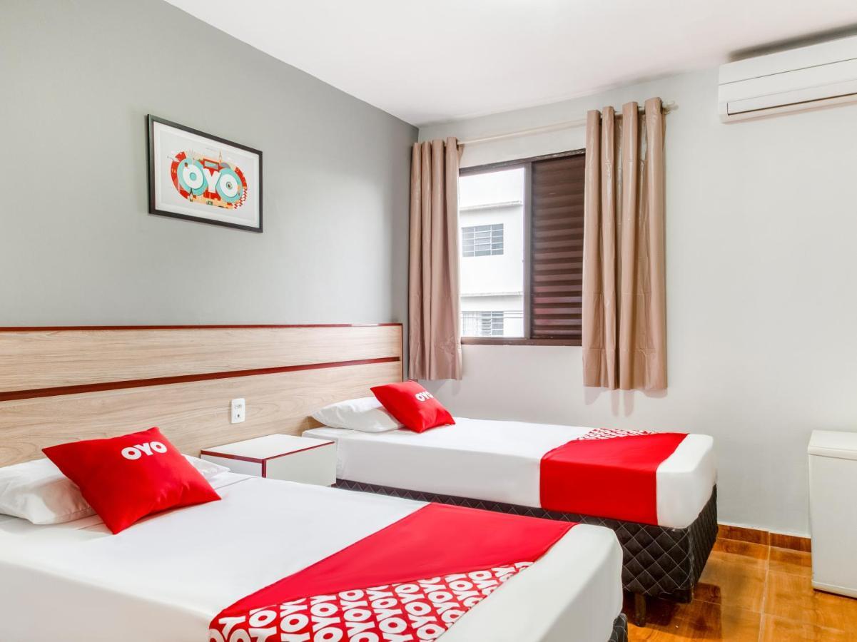Oyo Hotel Lisboa, São José dos Campos Dış mekan fotoğraf